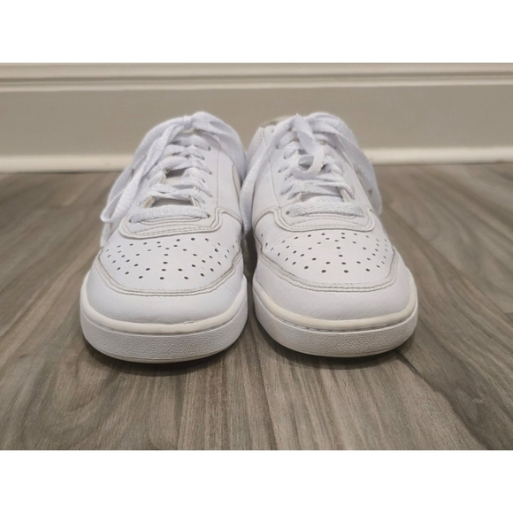 Nike Court Vision Low Sneakers – Size 8 – White - Picture 2 of 14